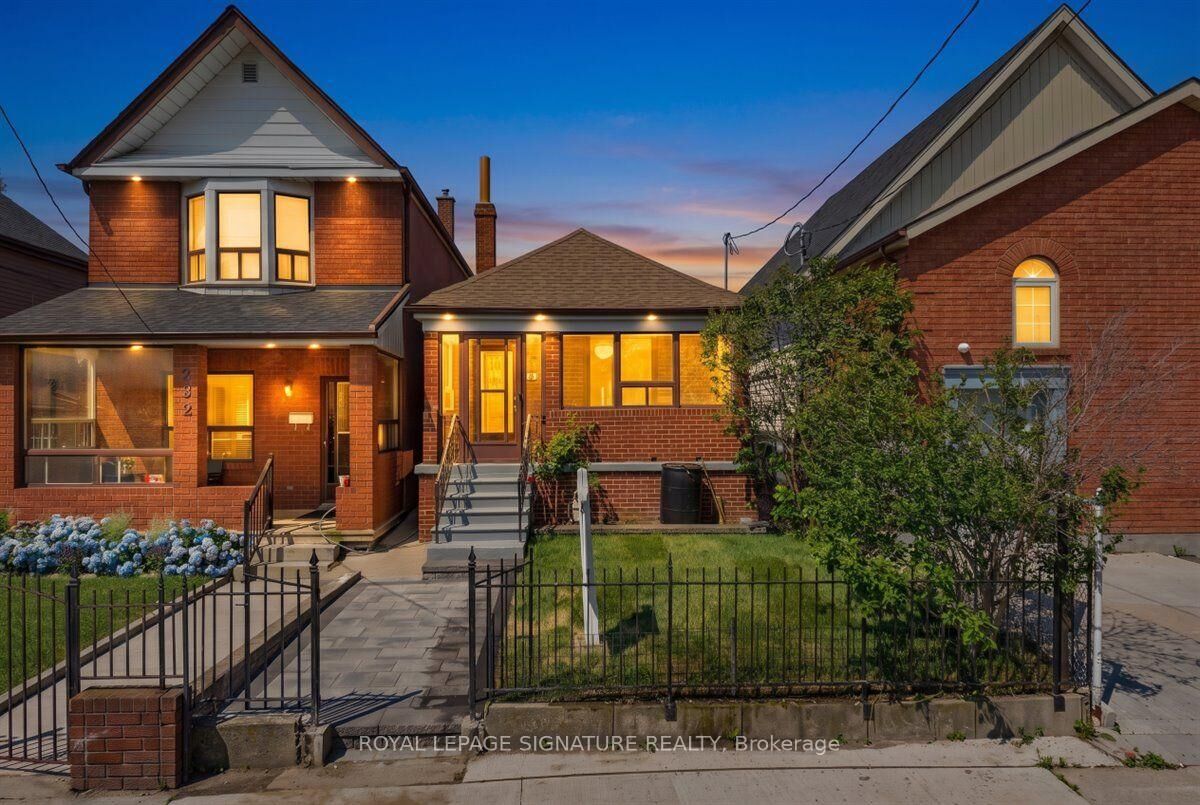 Property Photo:  234 Nairn Avenue  ON M6E 4H4 