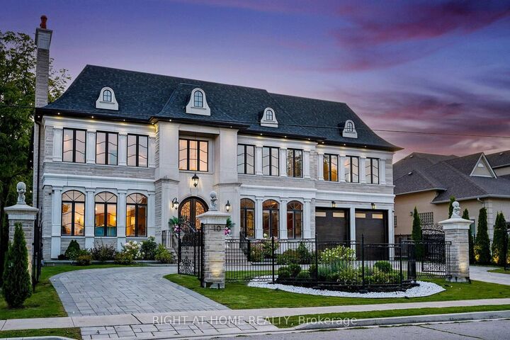 Property Photo: 10 Yongeview Avenue ON L4C 7A4