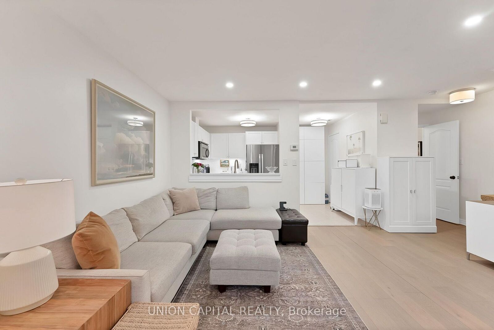 Property Photo: 108 Finch Avenue W A3 ON M2N 6W6