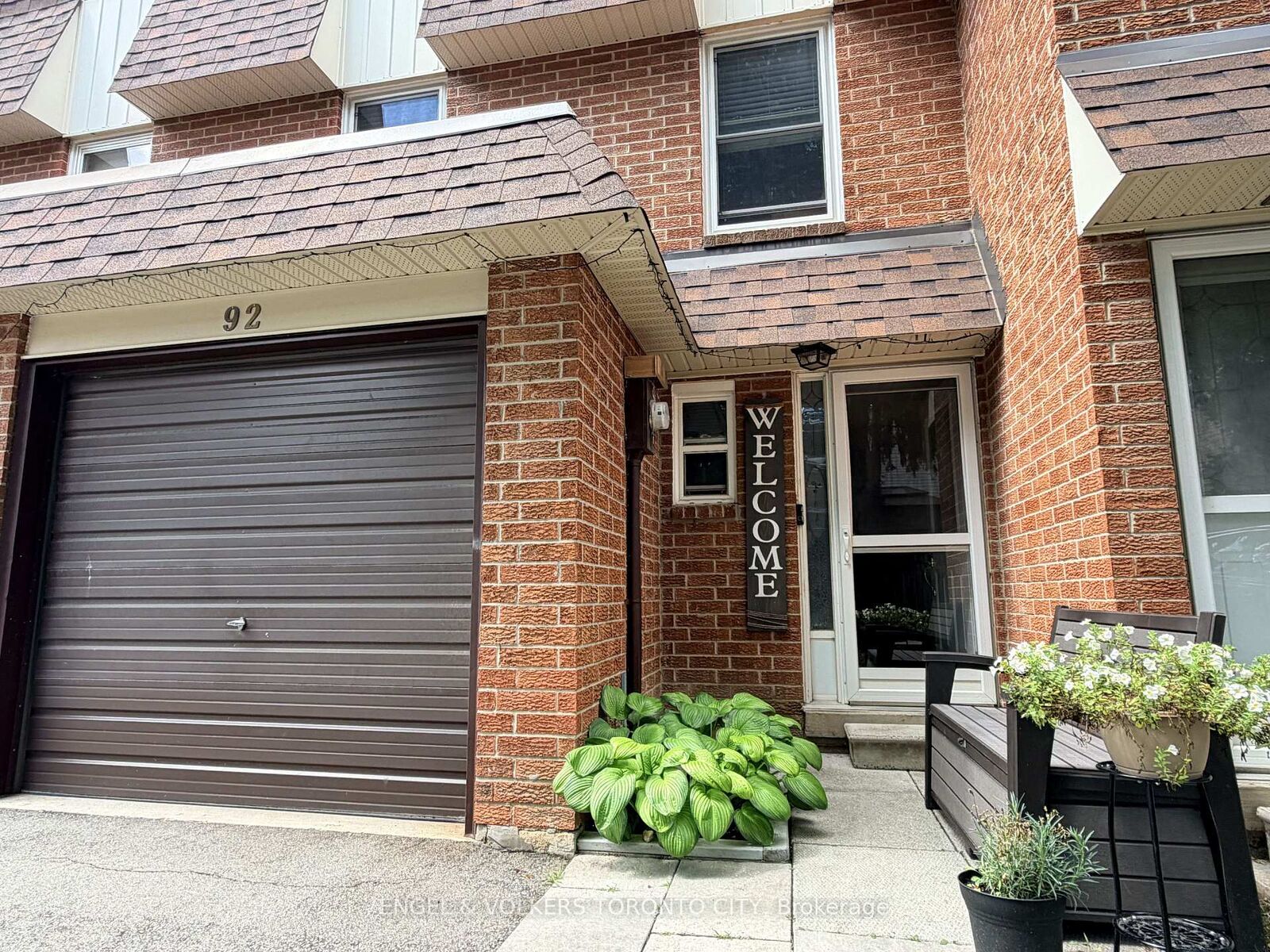 Property Photo: 371 Bronte Street S 92 ON L9T 3K5