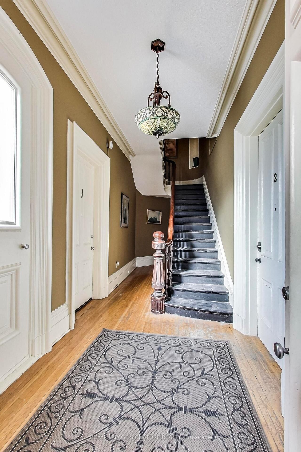 Property Photo:  102 West Avenue S 4  ON L8N 2S3 