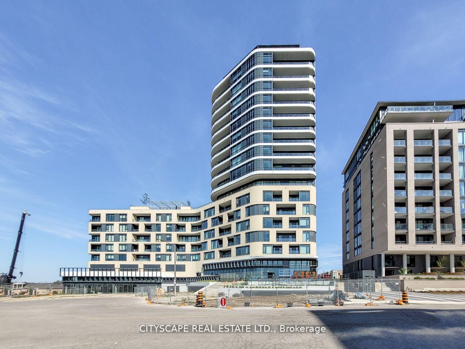 Property Photo:  120 Eagle Rock Way 405  ON L6A 5C2 