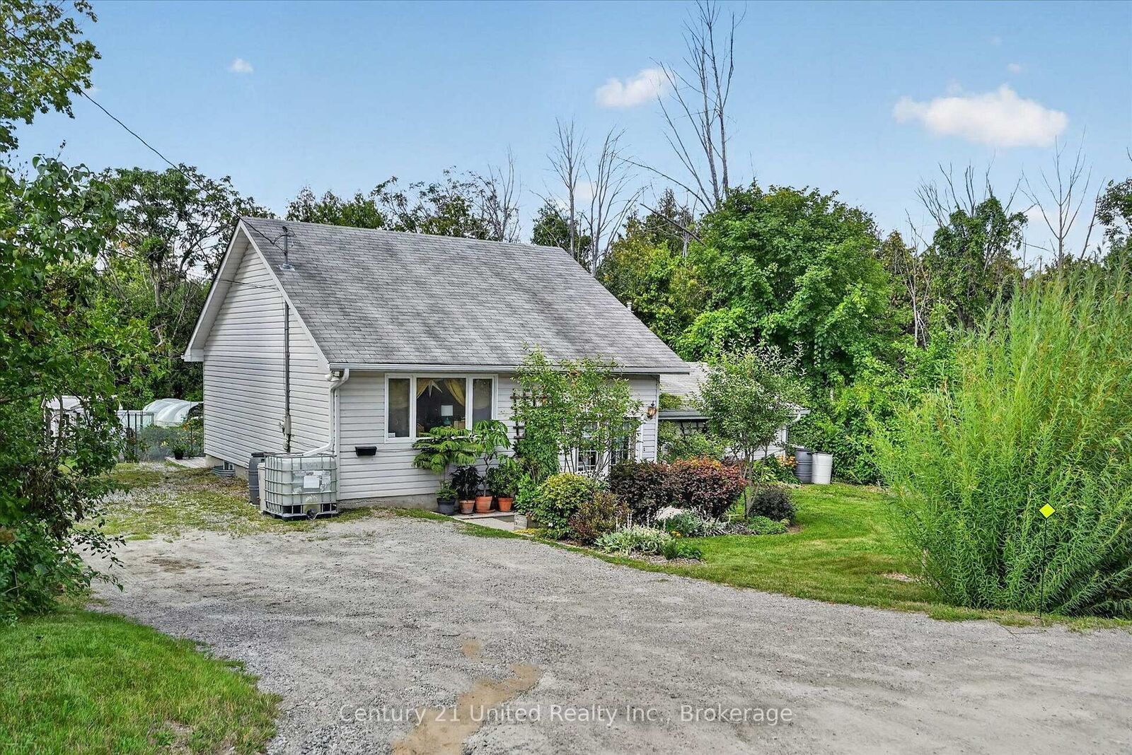 Property Photo: 2826 Television Road ON K9L 1G1