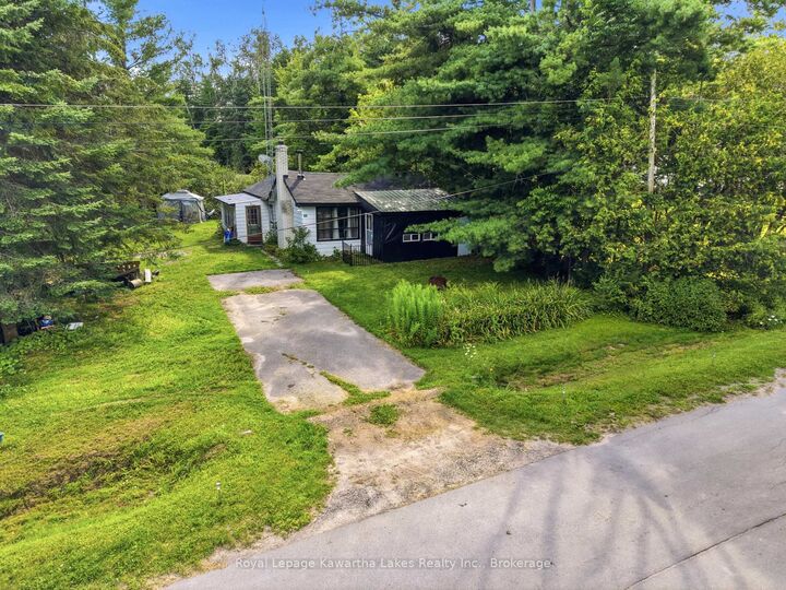 Property Photo:  15 Cockburn Street  ON K0M 1K0 