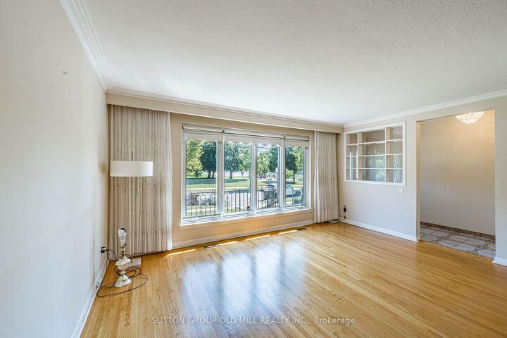 Property Photo: 151 Lanyard Road ON M9M 1Z3