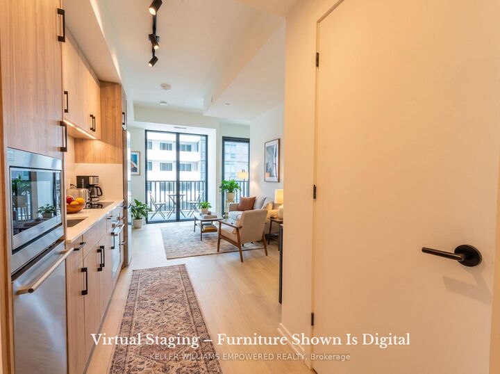Property Photo:  109 Erskine Avenue 1210  ON M4P 0G8 