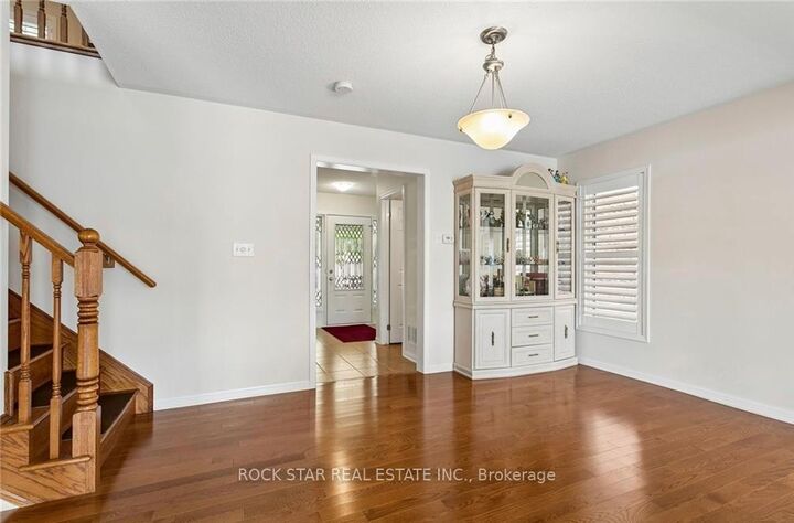 Property Photo: 10 Klemscott Road ON L7A 0P5