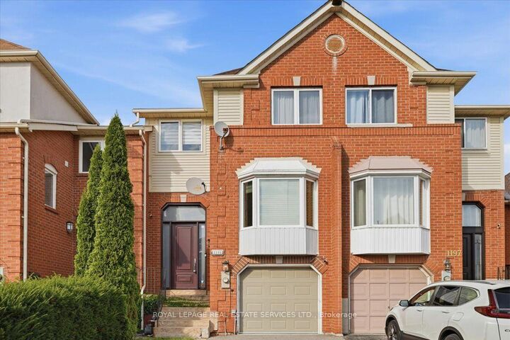 Property Photo: 1199 Leewood Drive ON L6M 3B3