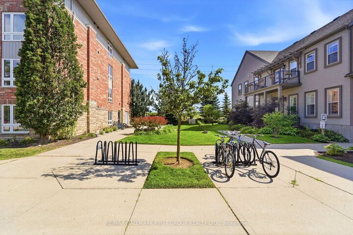 Property Photo:  19 Waterford Drive 403  ON N1L 0J1 