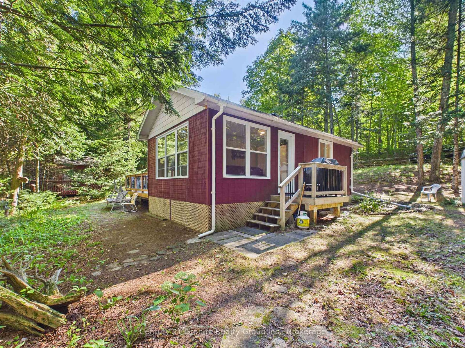 Property Photo: 1045 Heritage Lane ON K0M 1S0
