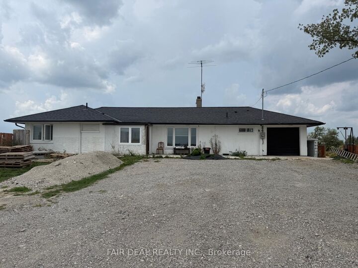 Property Photo: 5444 Countryside Drive ON L6P 0T8