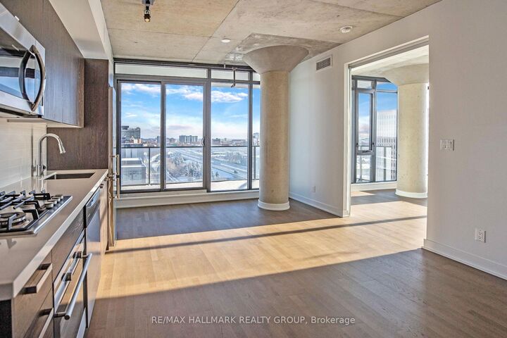 Property Photo:  203 Catherine Street 902  ON K2P 1J5 