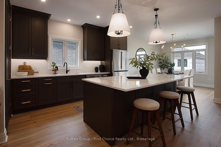 Property Photo: 117 Kastner Street ON N5A 0J7