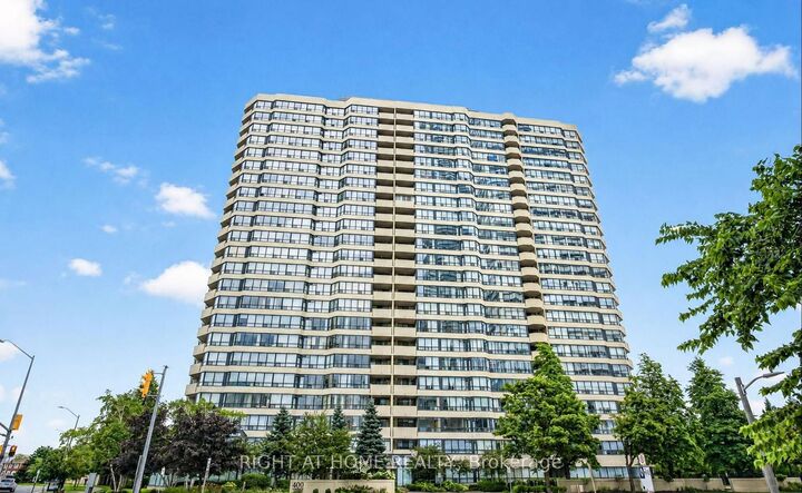 Property Photo:  400 Webb Drive 905  ON L5B 3Z7 