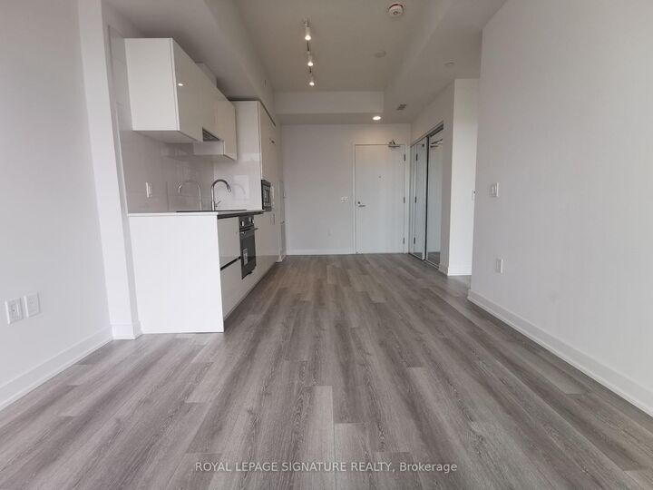 Property Photo:  121 St Patrick Street 1512  ON M5T 3C1 