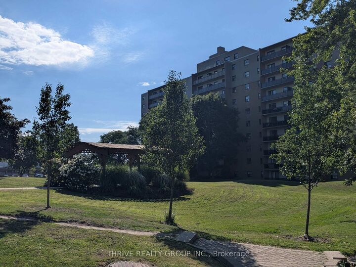 Property Photo:  931 Wonderland Road S 111  ON N6K 2X6 