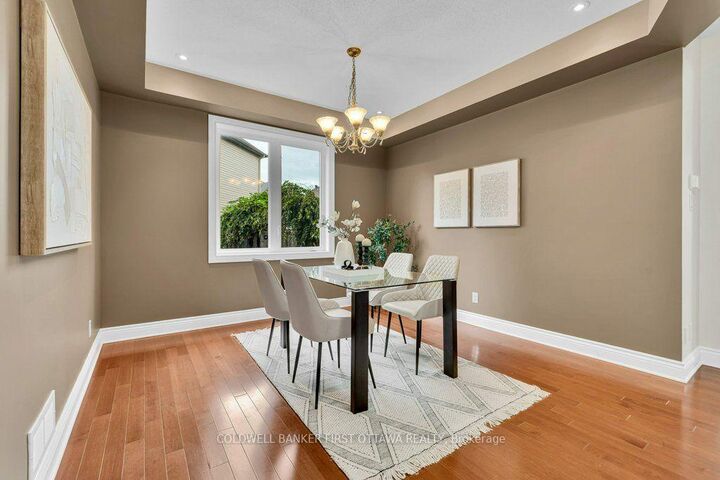 Property Photo: 163 Sonesta Circle ON K2S 0H1