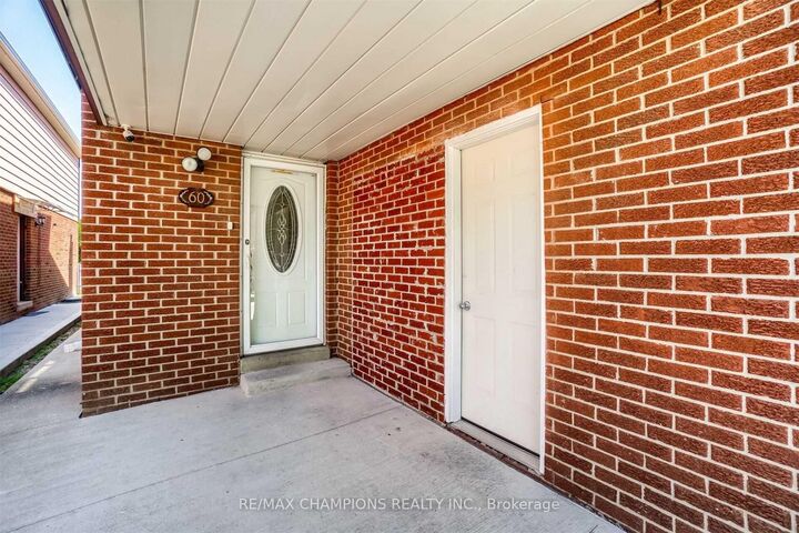 Property Photo: 60 Banting Crescent ON L6Y 2K9