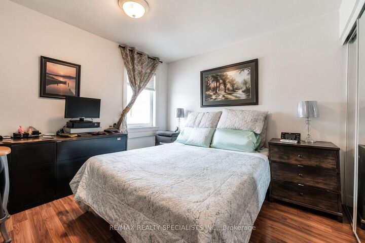 Property Photo: 1659 Gerrard Street E ON M4L 2A9