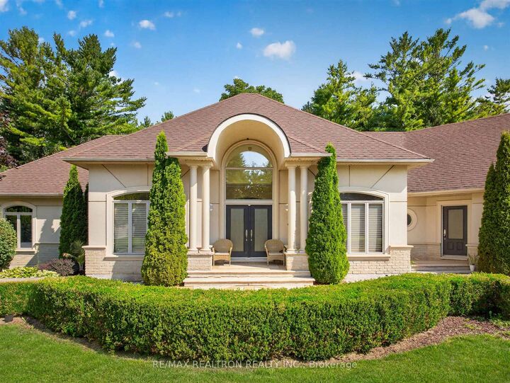 Property Photo: 24 Maplehyrn Avenue ON L0G 1V0