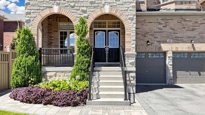Property Photo: 284 East's Corners Boulevard ON L4H 4L8