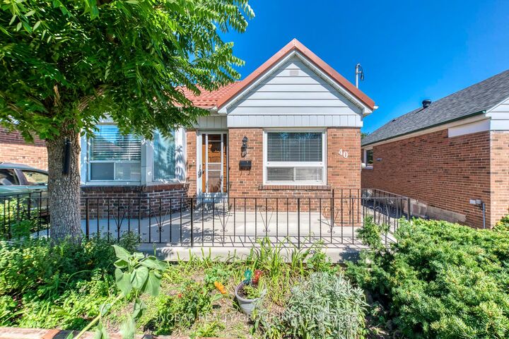 40 Dixon Road — photo 1
