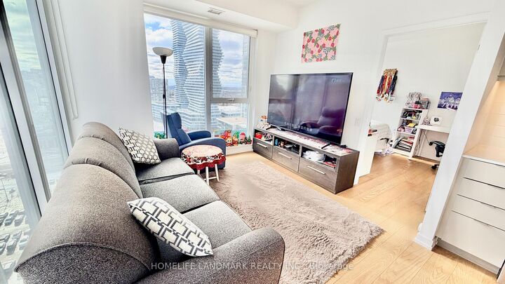 4065 Confederation Parkway 1808 — photo 1