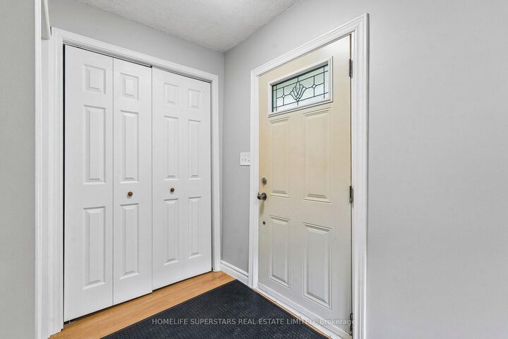 Property Photo:  139 Cooks Bay Drive  ON L4P 2M2 