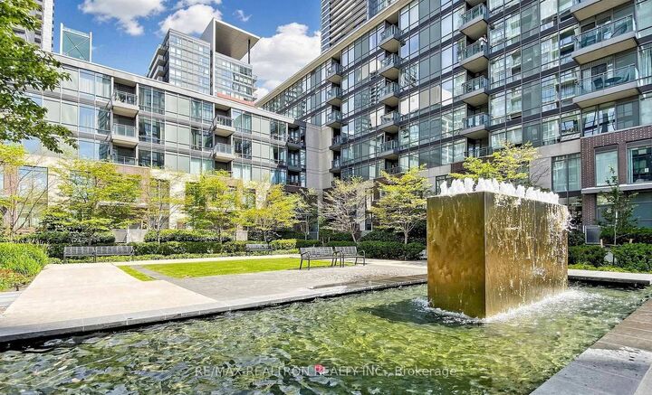 Property Photo: 15 Fort York Boulevard 4503 ON M5V 3Y4