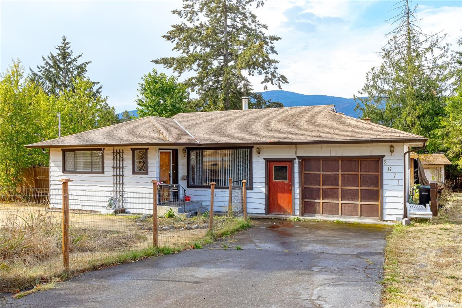 Property Photo: 2671 Willow Grouse Cres BC V9T 3T8