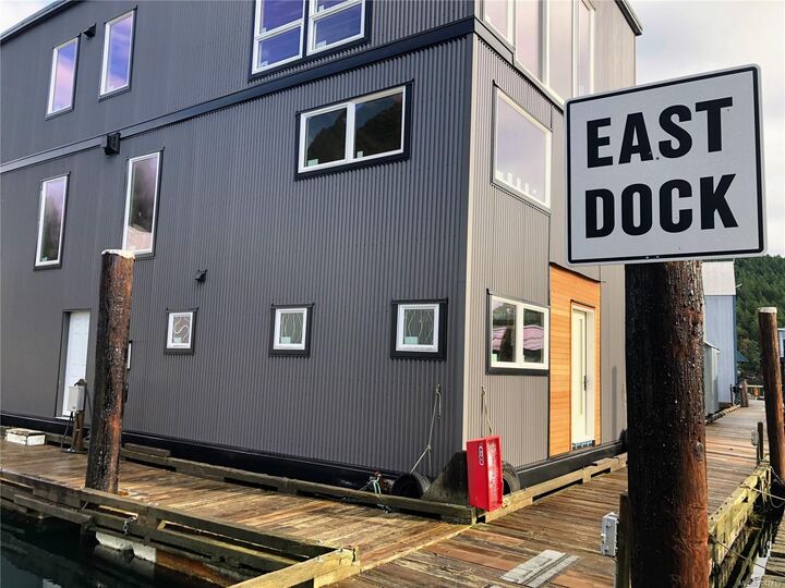 5000 Genoa Bay Hwy #East Wing — photo 1