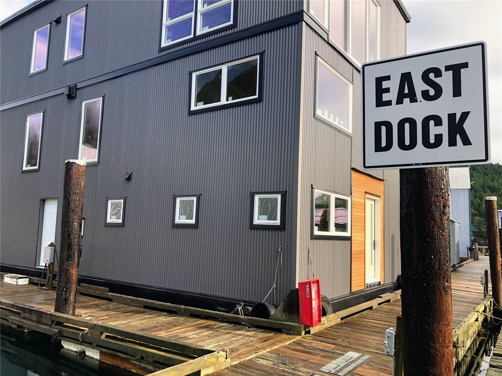 Property Photo: 5000 Genoa Bay Hwy #East Wing BC V9L 5Y8
