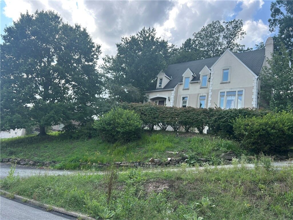Property Photo:  103 Camberly Dr  PA 15146 