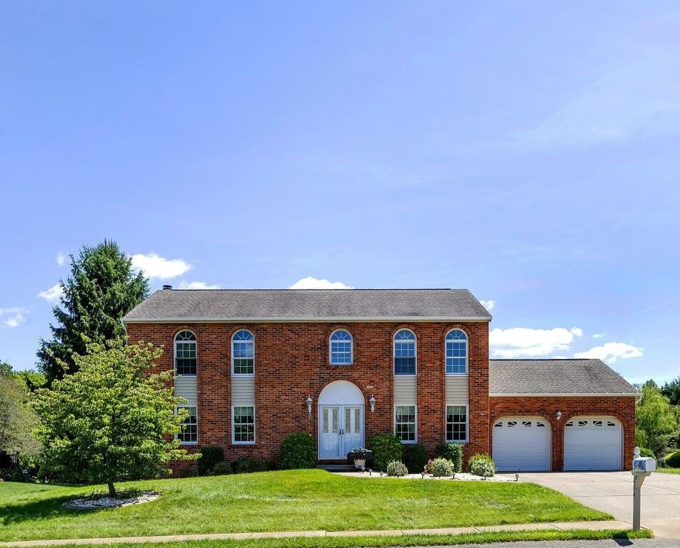 Property Photo:  204 Trillium Dr  PA 16066 