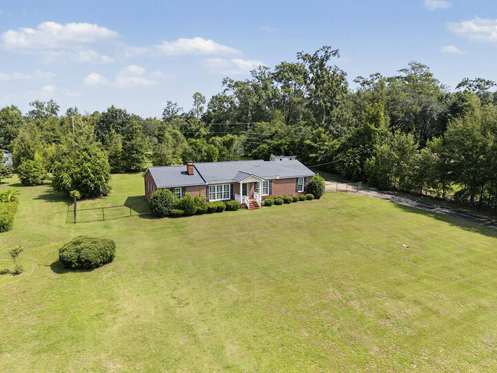 Property Photo:  115 Rosewood Drive S  GA 31705 