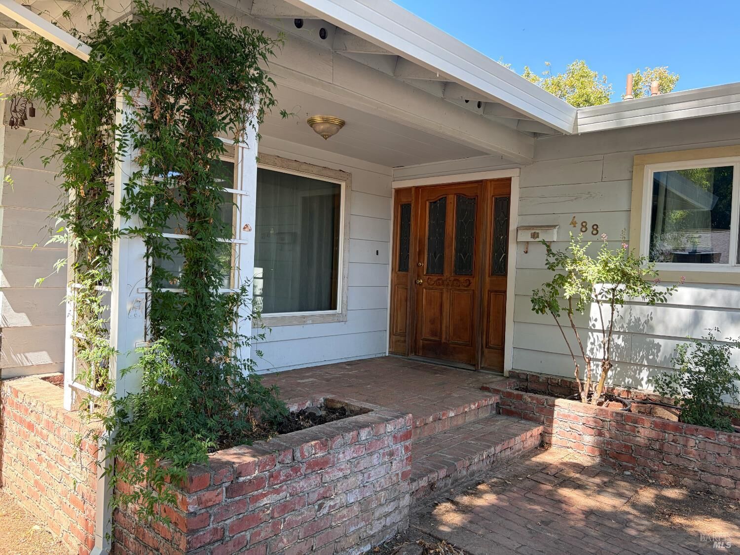 Property Photo:  488 Haehl Street  CA 95425 