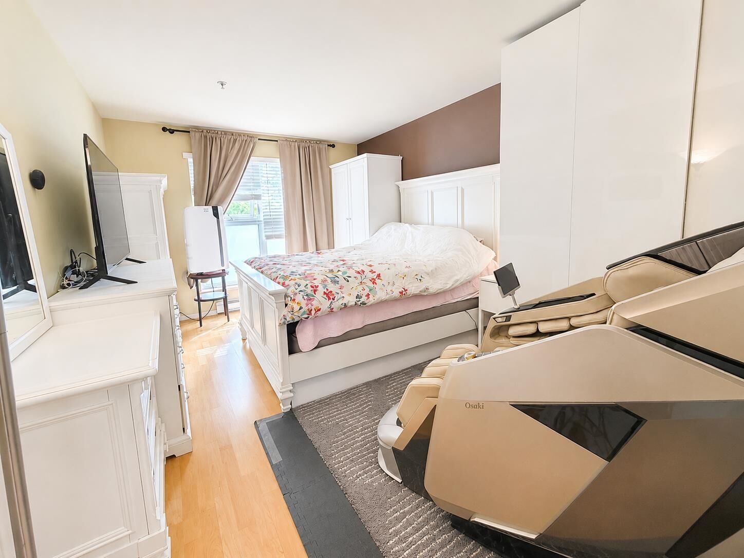 Property Photo:  315 Knox Street 516  BC V3L 3N4 