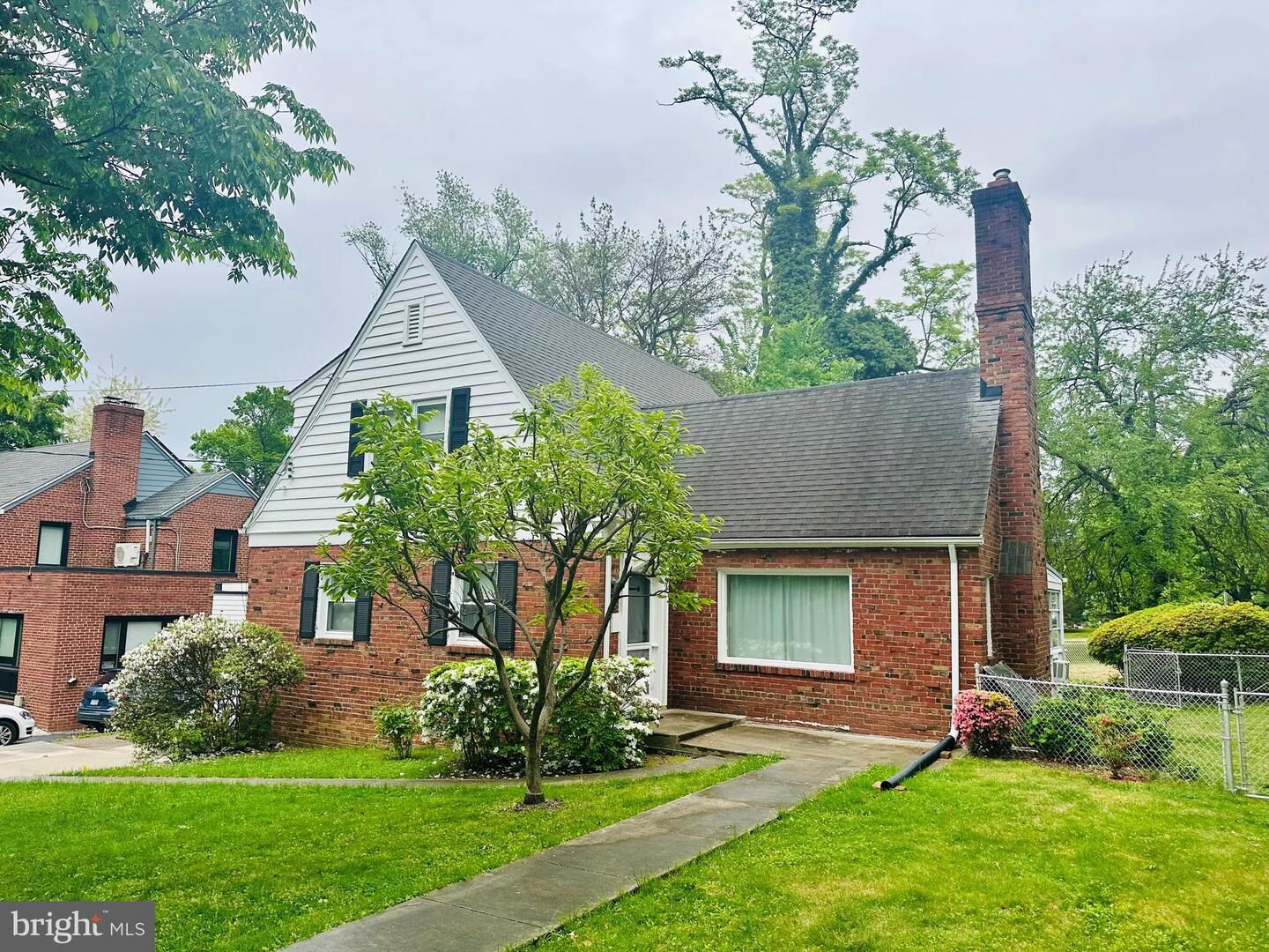 Property Photo:  4801 Nebraska Avenue NW  DC 20016 