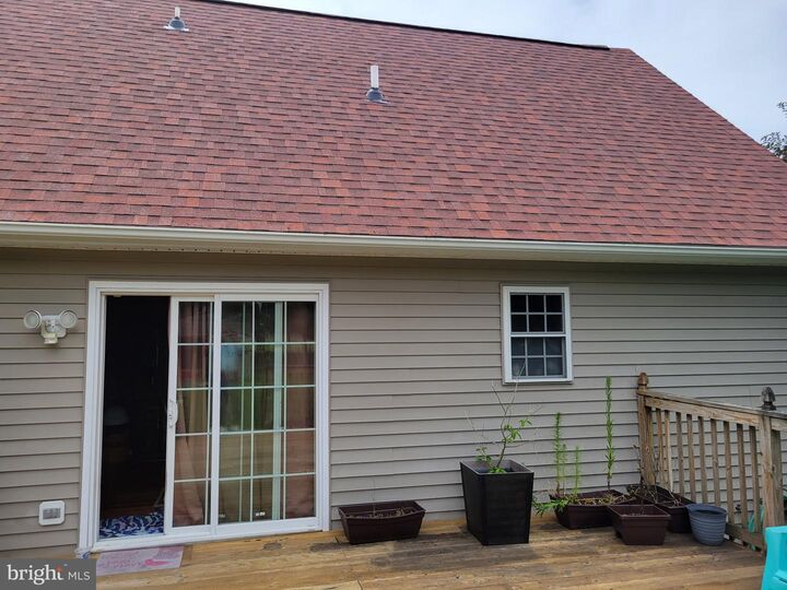 Property Photo: 5916 Oxbridge Drive MD 21801