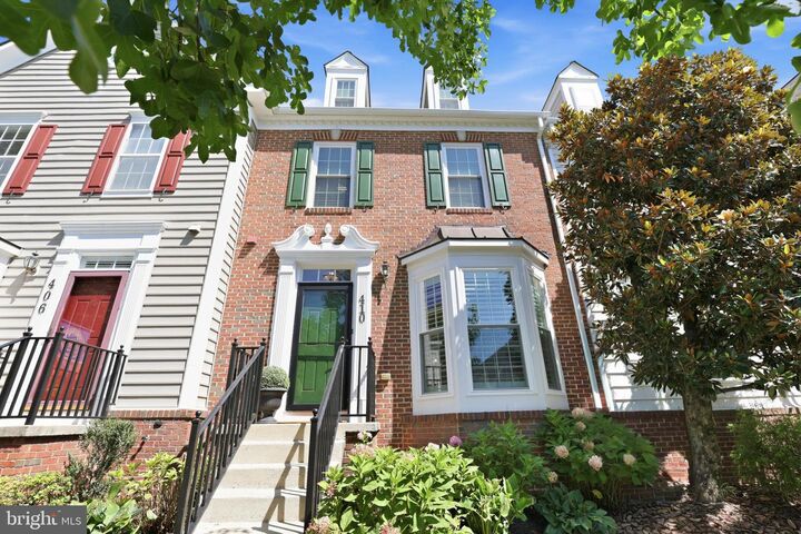 Property Photo:  410 Lynette Street  MD 20878 