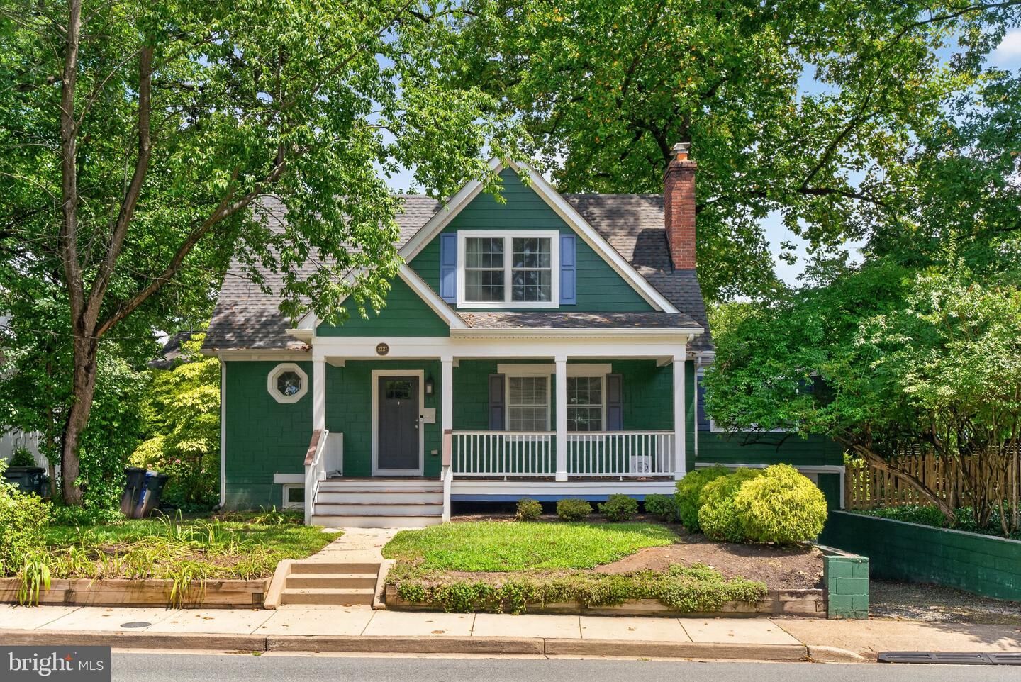 Property Photo:  2227 N Lexington Street N  VA 22205 