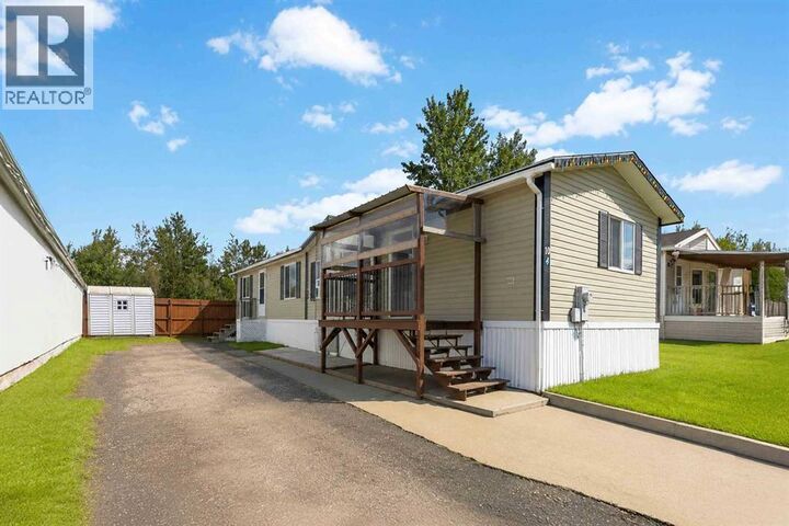 Property Photo:  10 Pelican Drive  AB T9H 1G4 