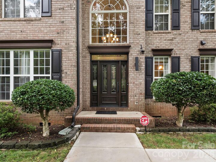 Property Photo:  5600 Crown Hill Drive  NC 28227 