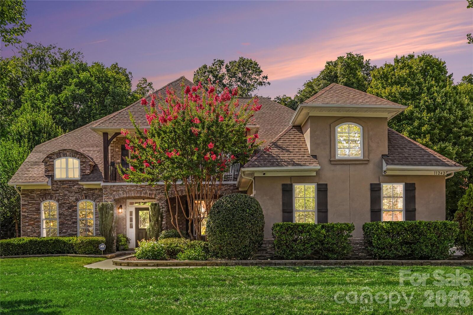 Property Photo: 11242 Wheat Ridge Road NC 28277