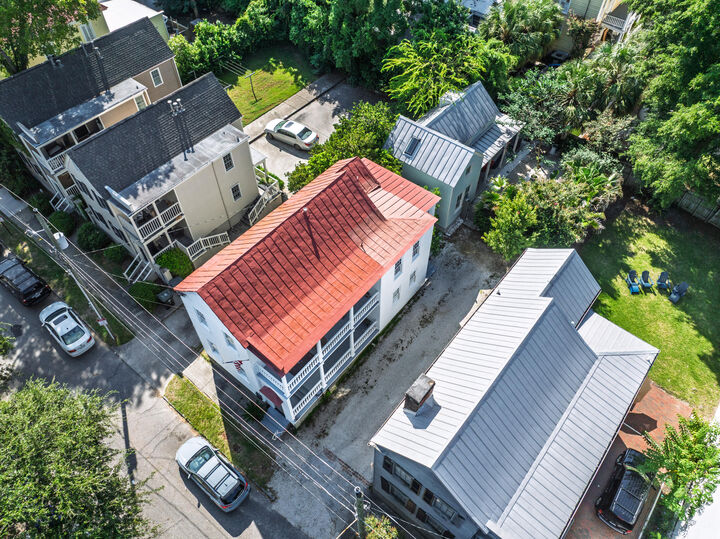 Property Photo:  9 Marion Street  SC 29403 