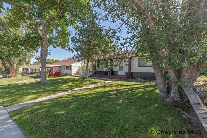 Property Photo: 211 McComb Ave WY 82001