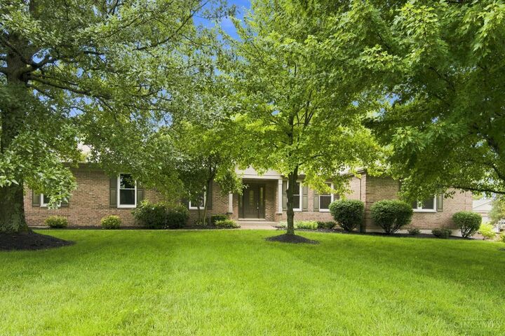 Property Photo:  2338 Point View Court  OH 45036 