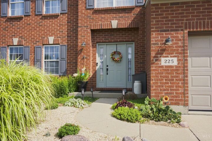 Property Photo:  225 George Lewis Court  OH 45030 