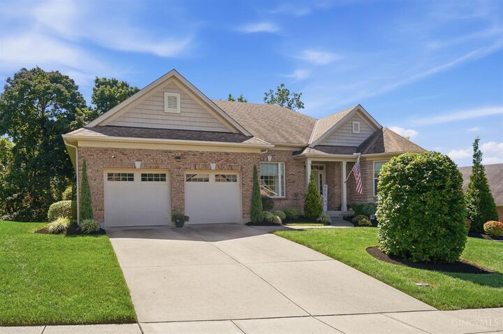 Property Photo: 3042 Fiddlers Ridge Drive OH 45248