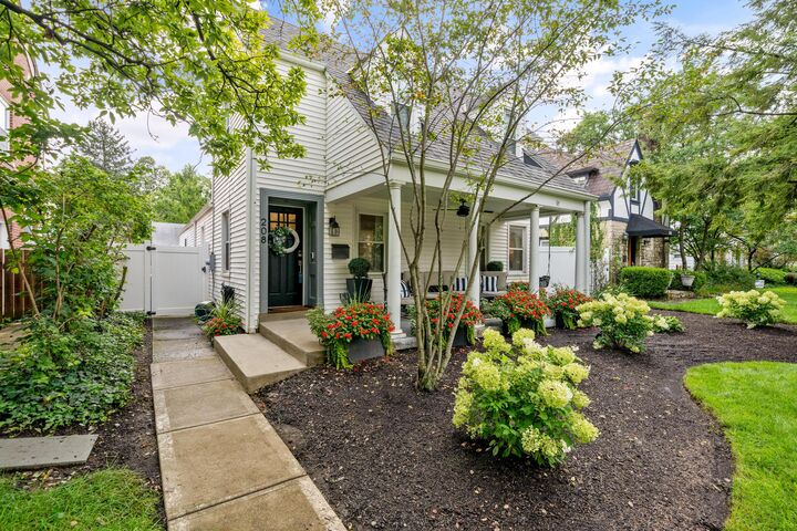 Property Photo: 208 S Remington Road OH 43209